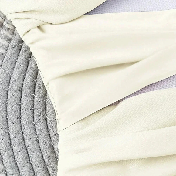 White Sexy Women's Hollow Out Solid Color Daily One-Piece Swimsuit - Picture 5 of 5